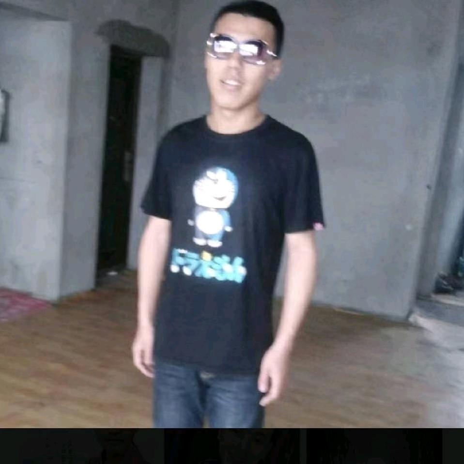 栋栋