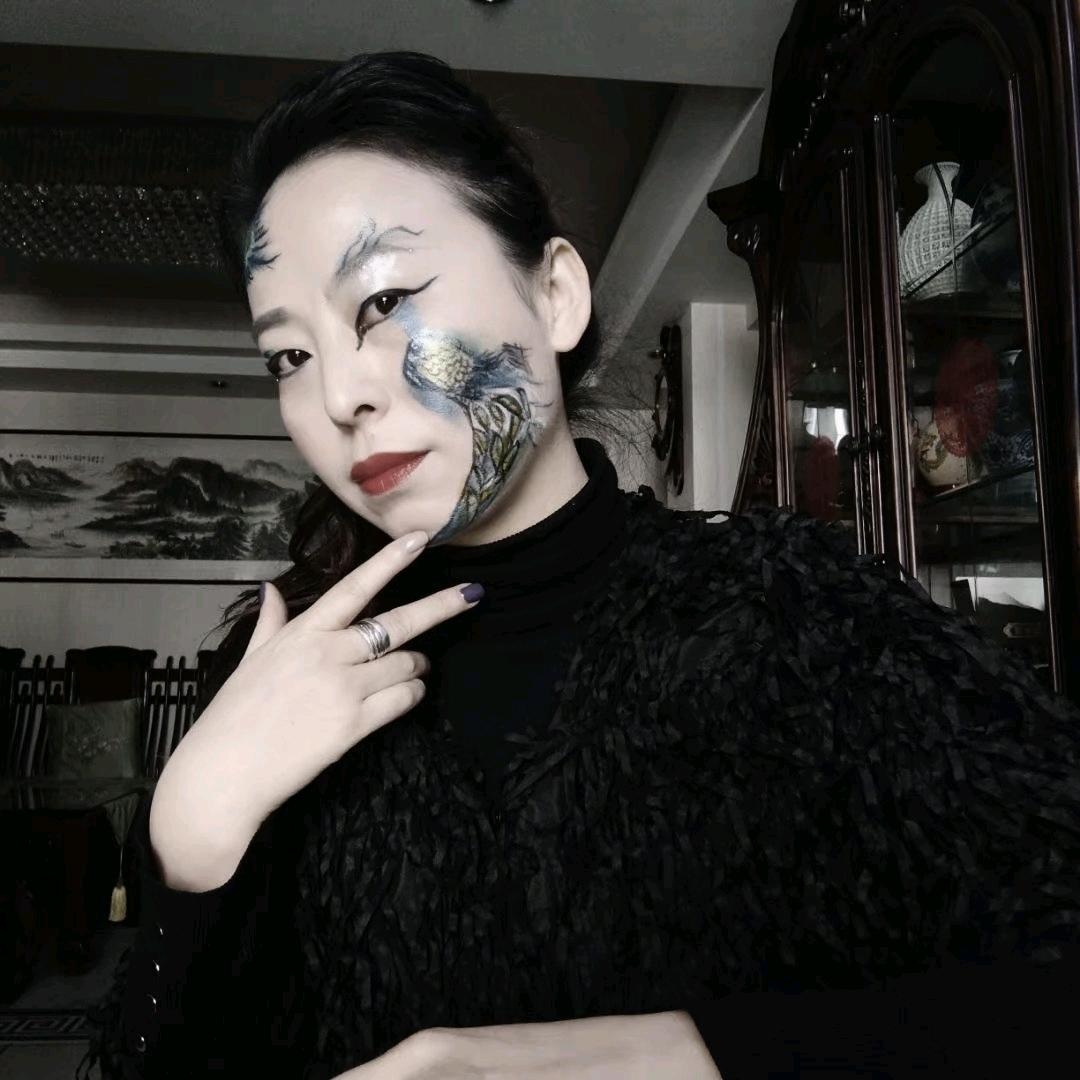 娜娜娜