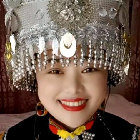 阿诗玛，感谢哥哥姐姐们的支持，感恩遇见