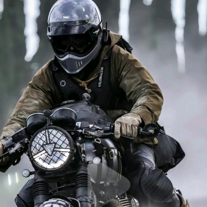 超哥系亮仔🏍