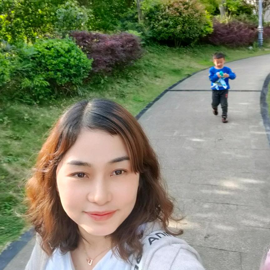 叶子(^～^)