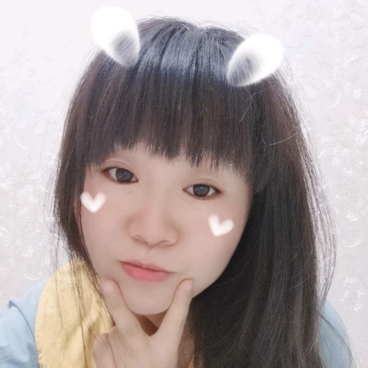 小何