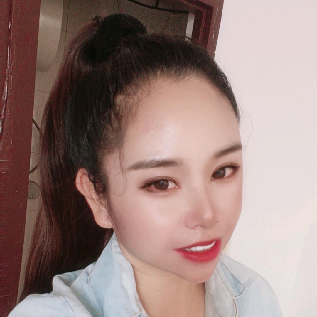 云南哈尼妹