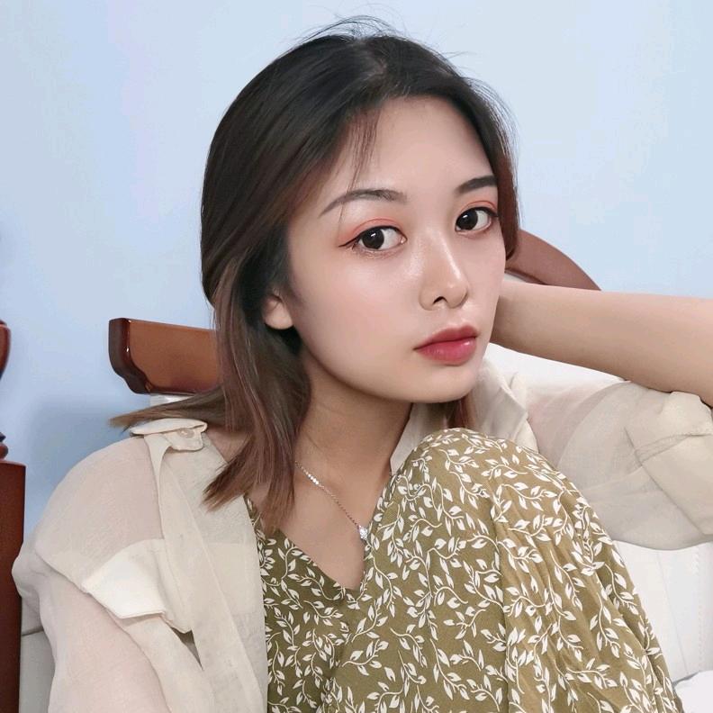 妍妍爱钓鱼