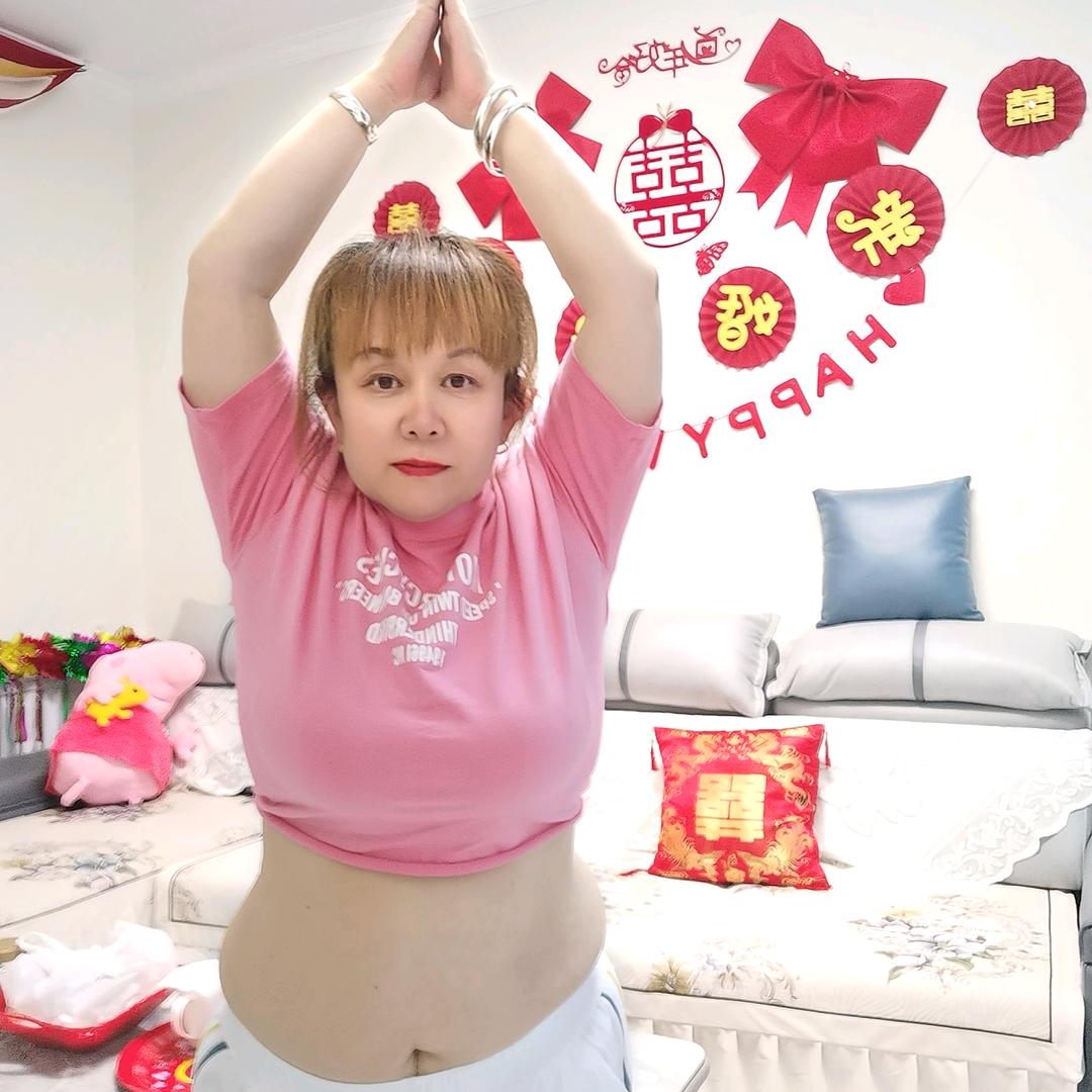 长兴华姐（零基础摆胯教学）