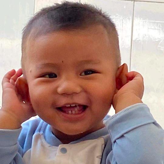 开心快乐的哥