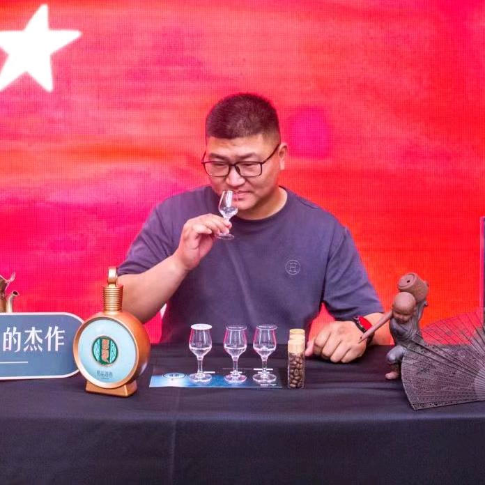 王彪名酒仓