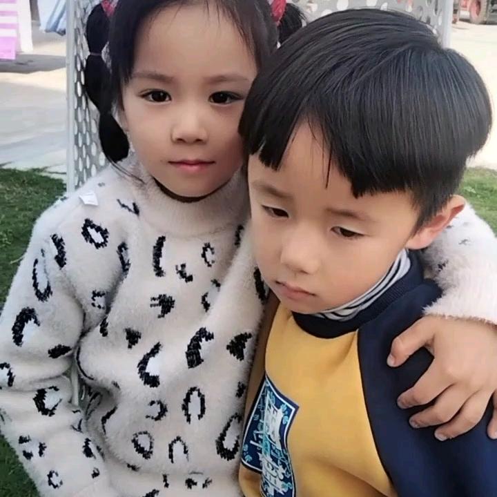 果果硕硕奶奶