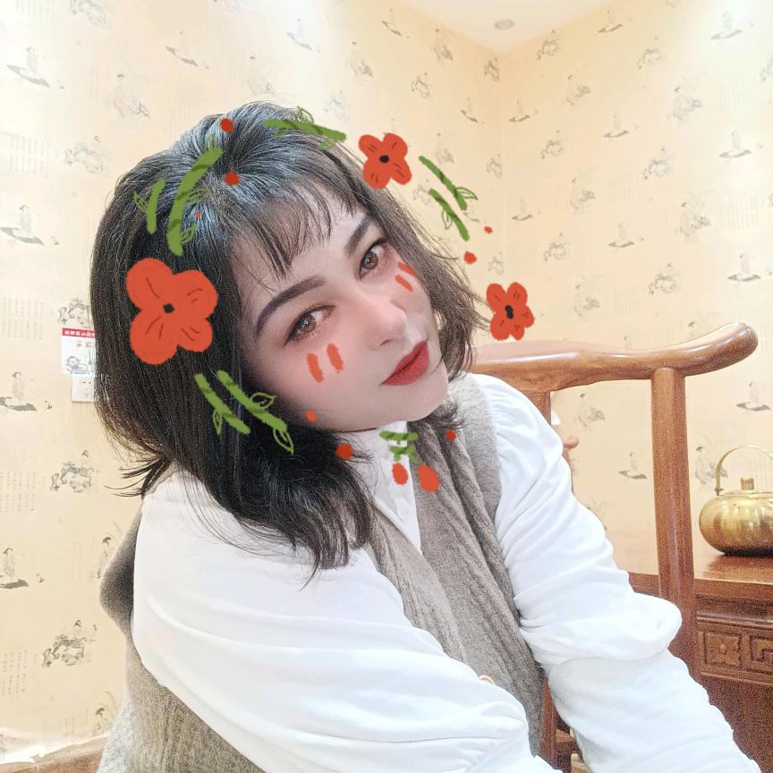 arzigul 服装设计师