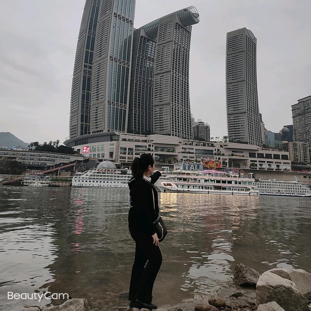 苏宁易购忠县店