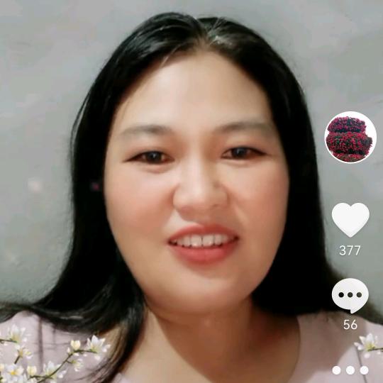 我是76年的龙姐姐