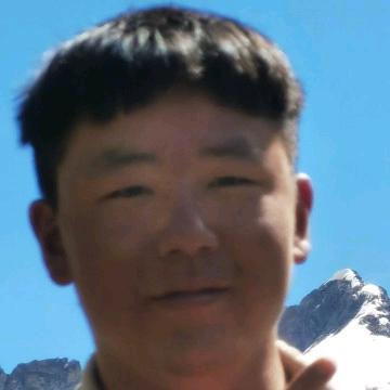 养只小狗叫丢丢.