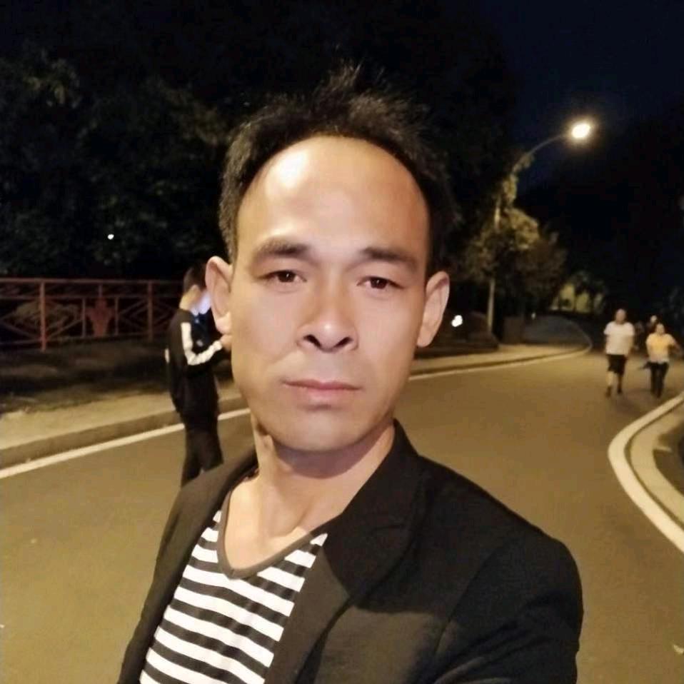 我想晒着太阳吃西瓜