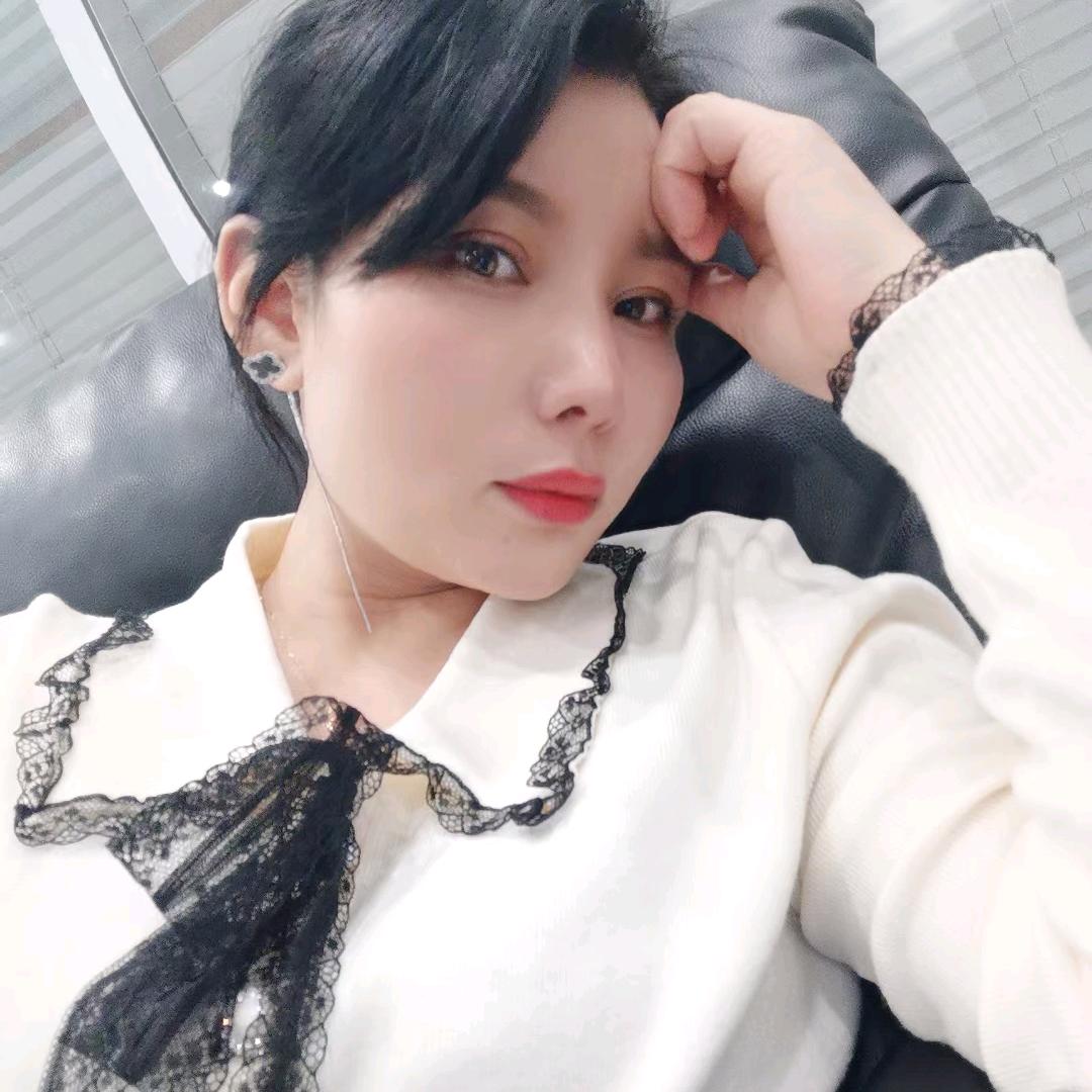 韩寨粉蝶美妆专注斑.痘.敏