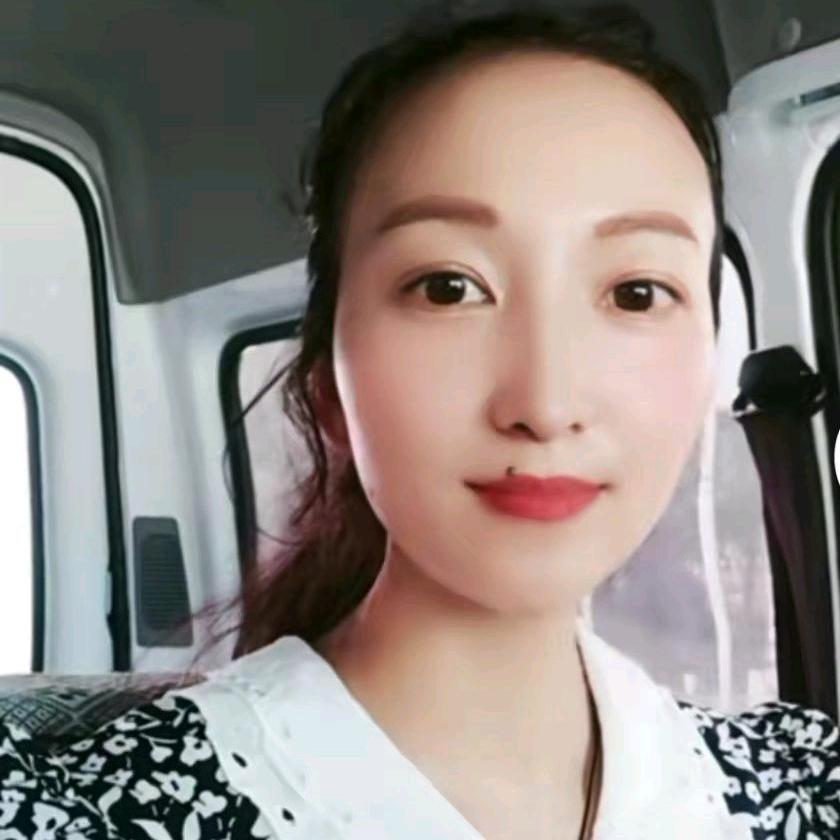 刘菲4657734703568