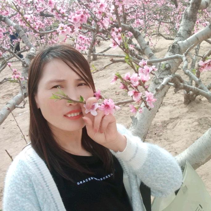 家有三个女儿