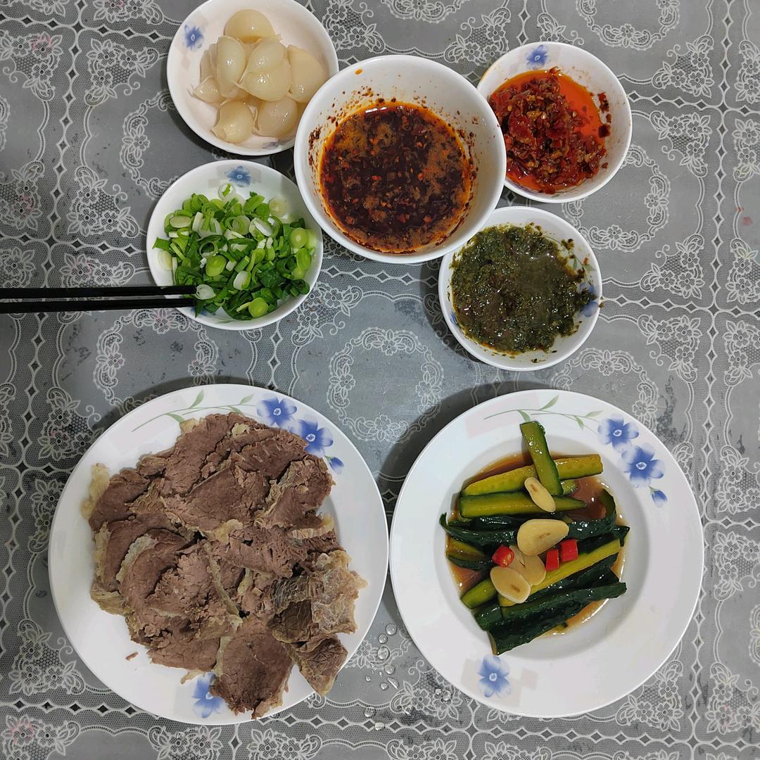 爱给媳妇做饭的小刘