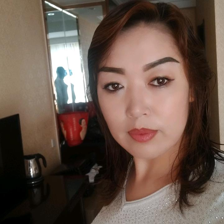 丽丽