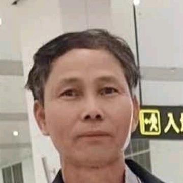 user303852833黄庆彬童年美