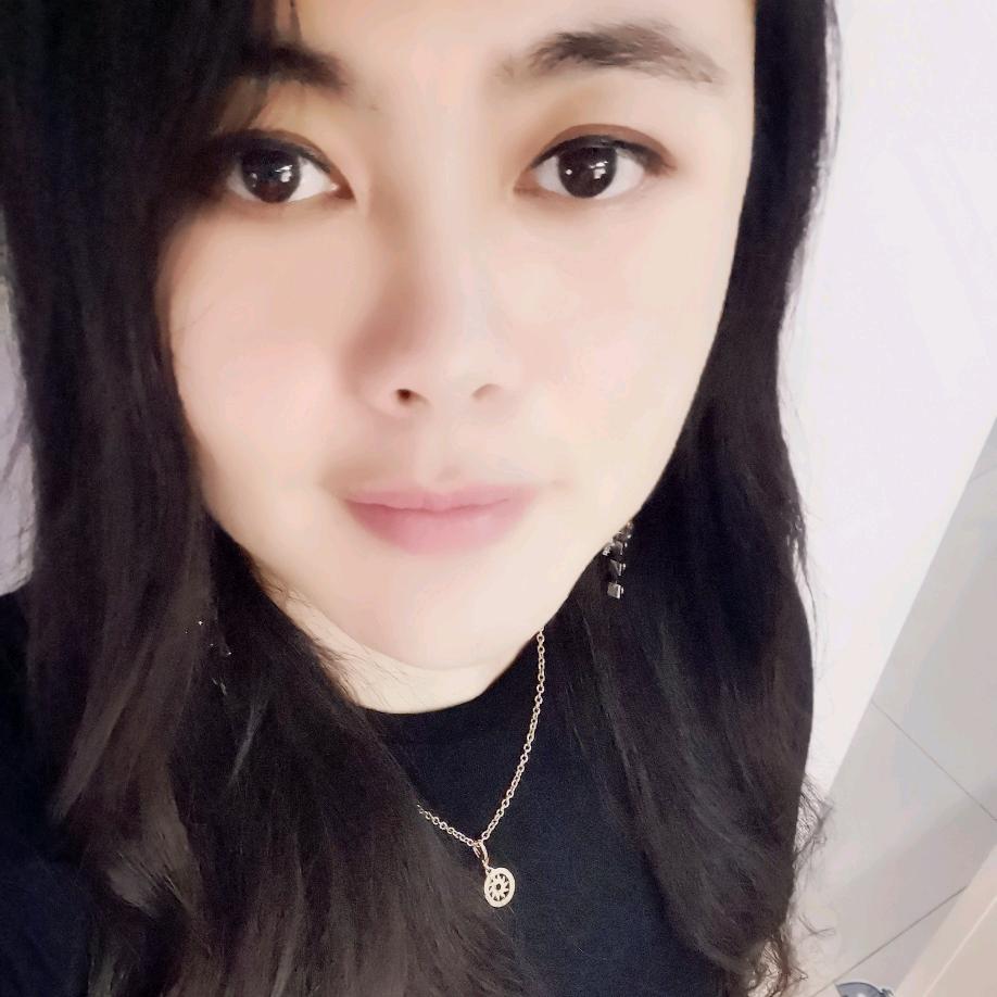 walkonearth粒嘉箱包专卖店
