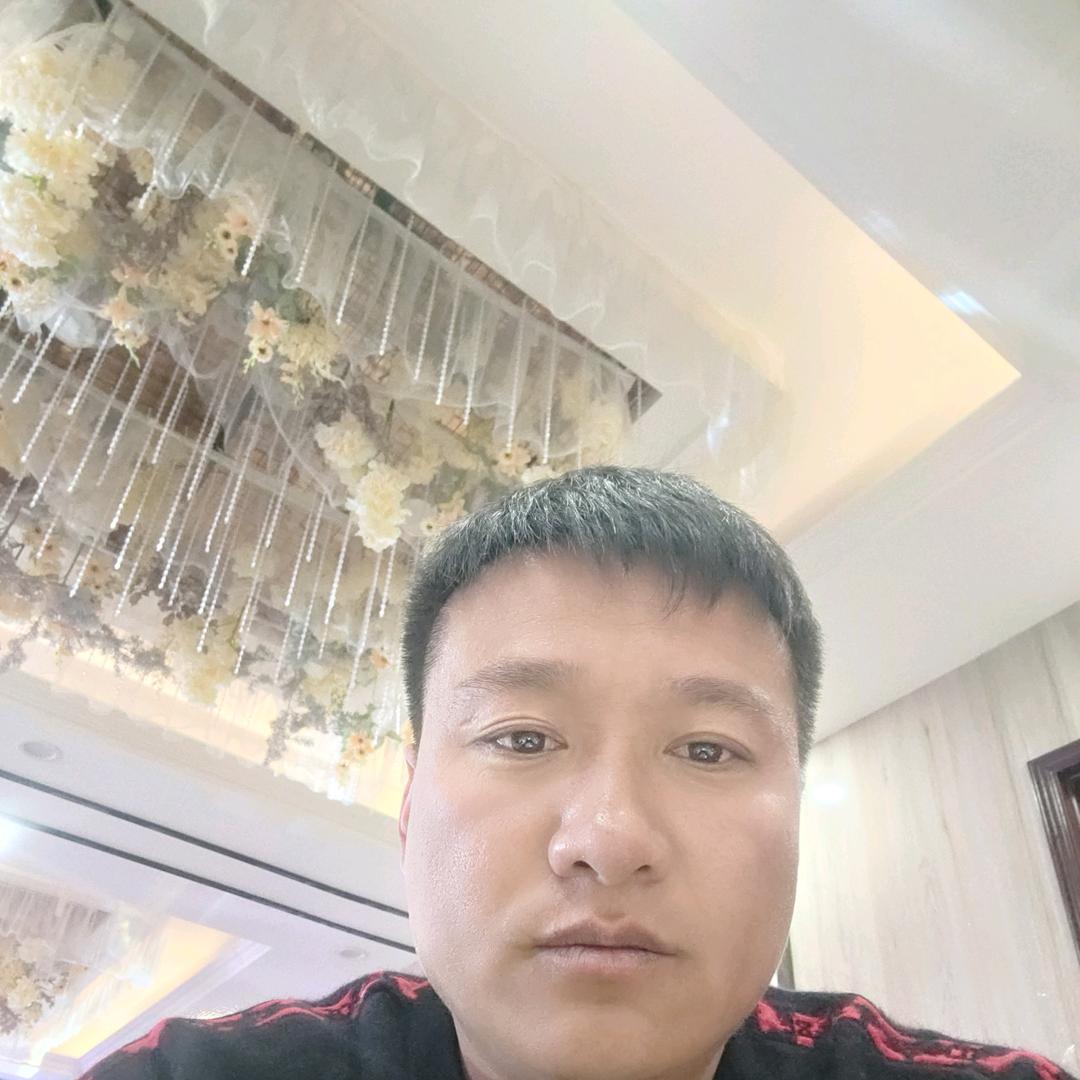 董彪