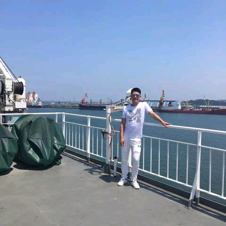 低调的沉默