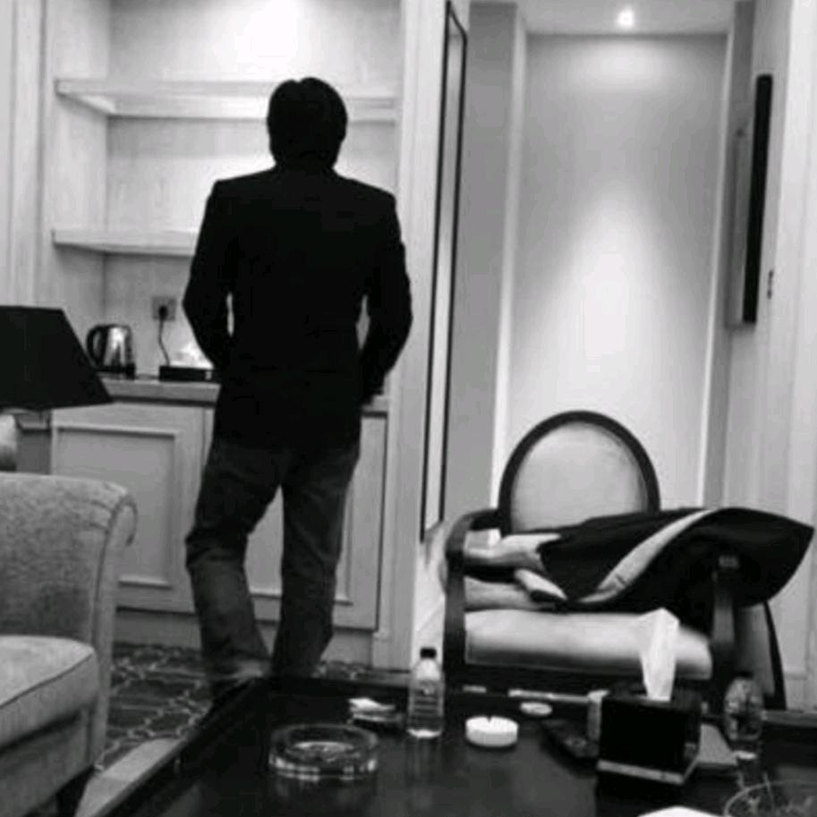 你的蝴蝶眼睛🦋🦋🦋