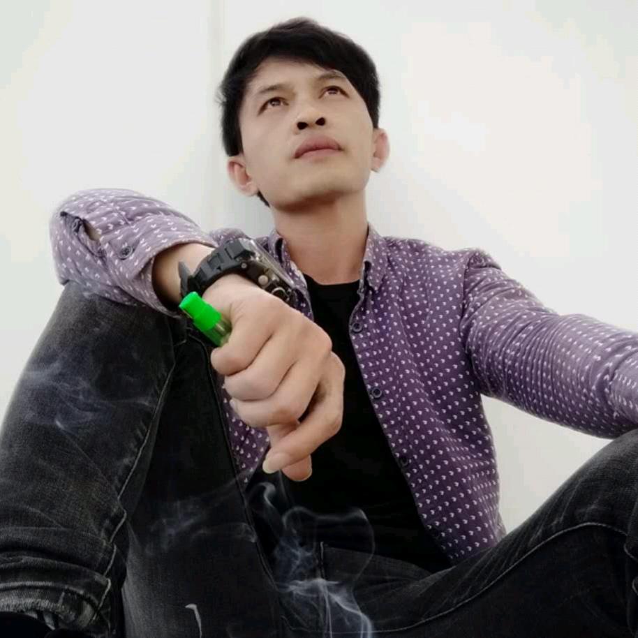 雷神丿孤胆zha男