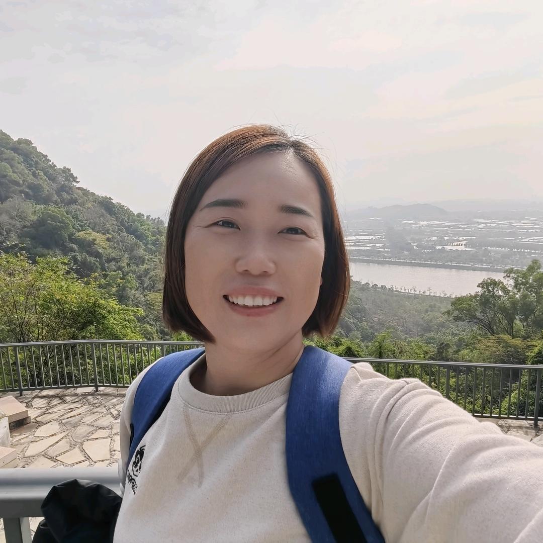 佛山广告制作安装张姐