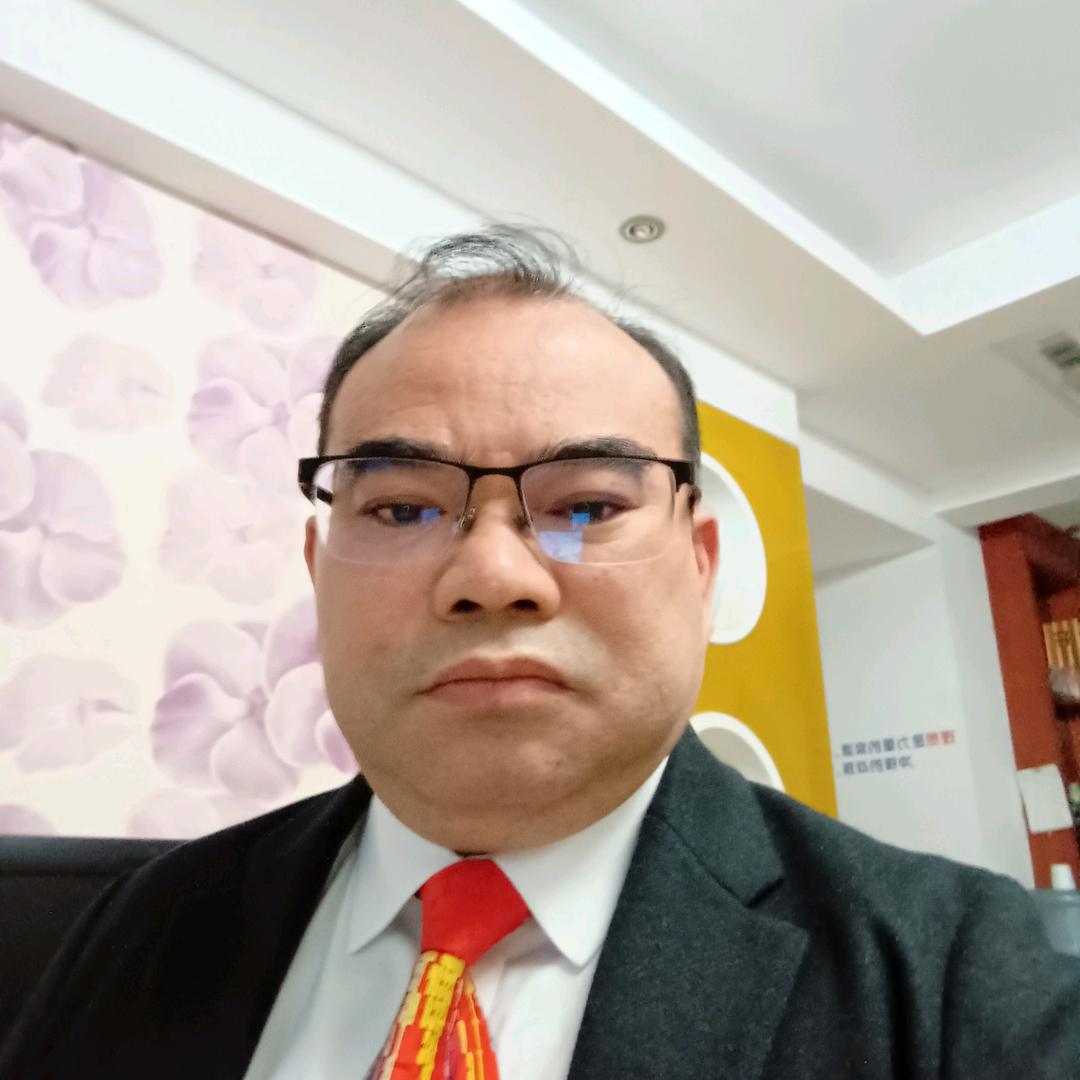 吸塑王子-金东盘吸塑