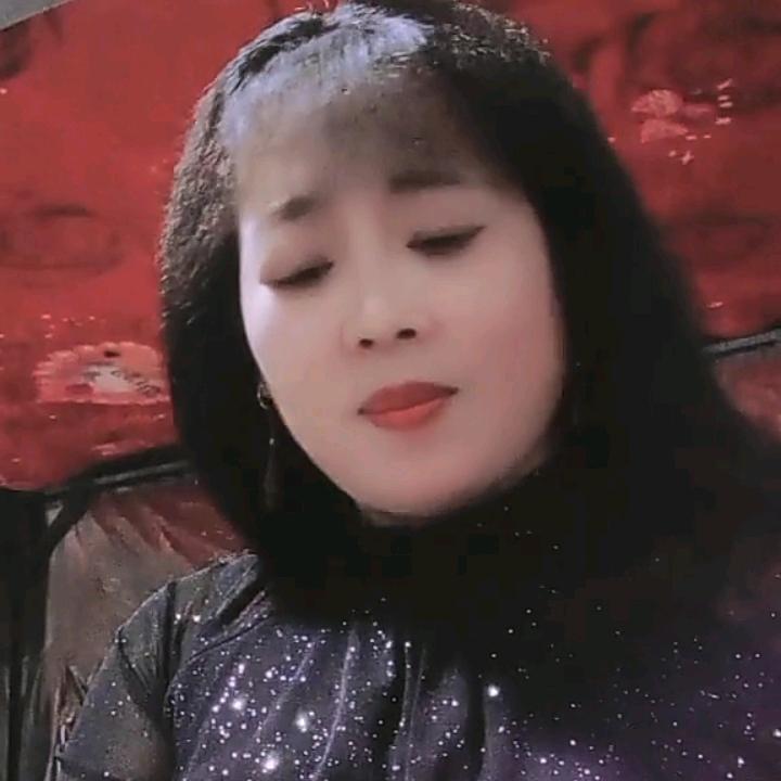 芳姐姐。