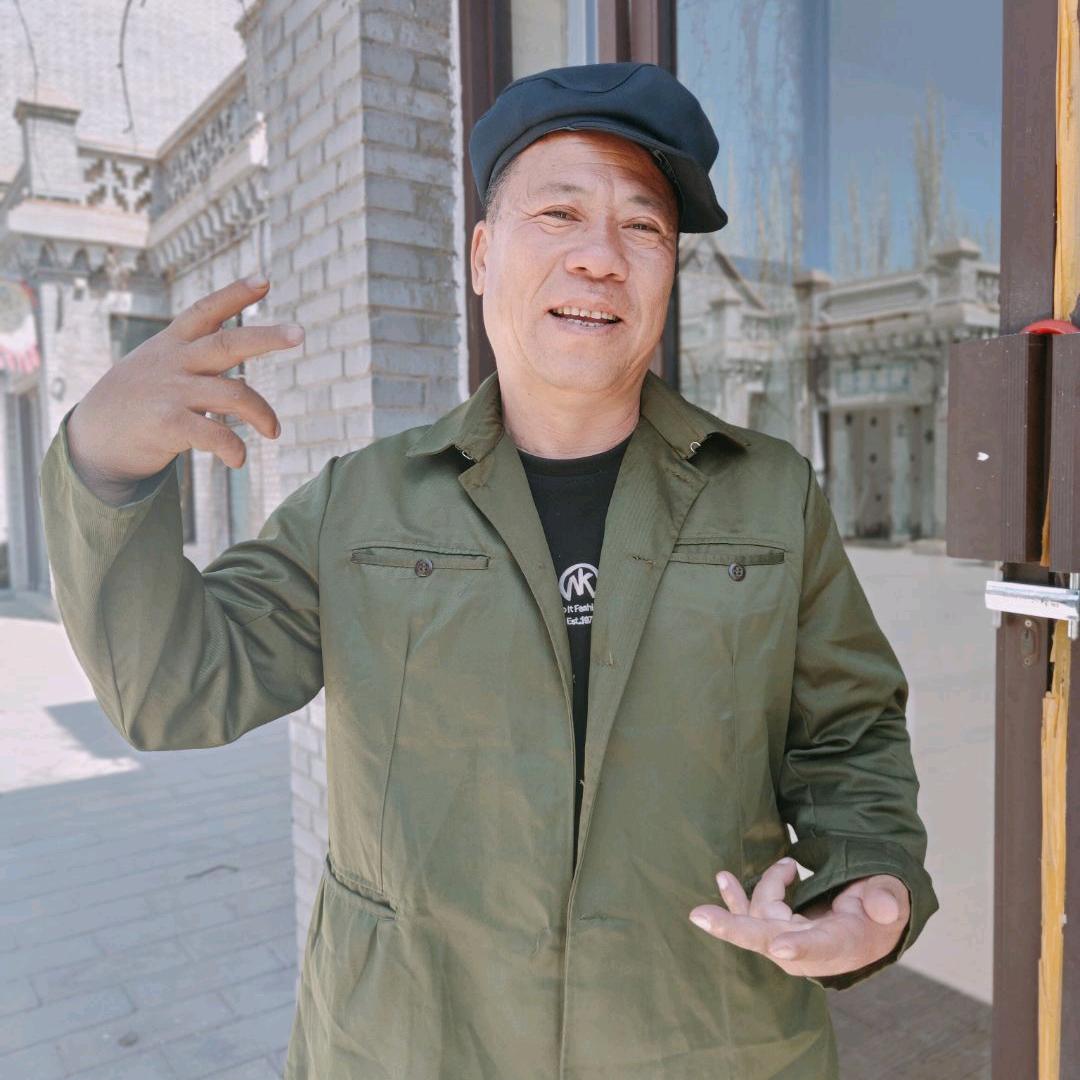 马翠花（奶奶）