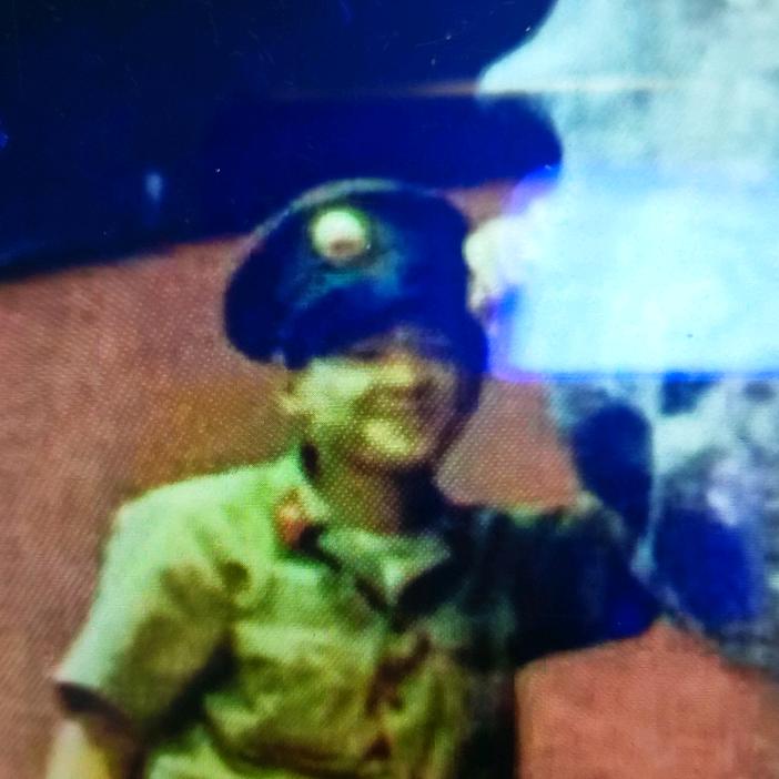 天飘展腾鹦鹉养殖厂