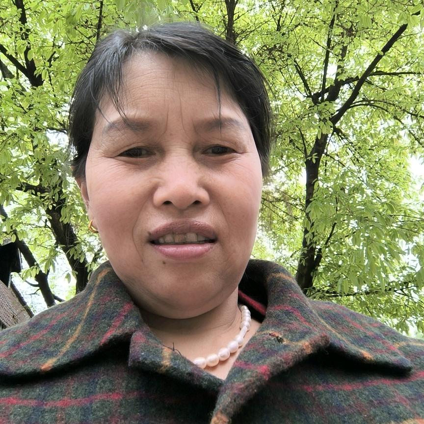 梦洁奶奶（每天不定时直播）