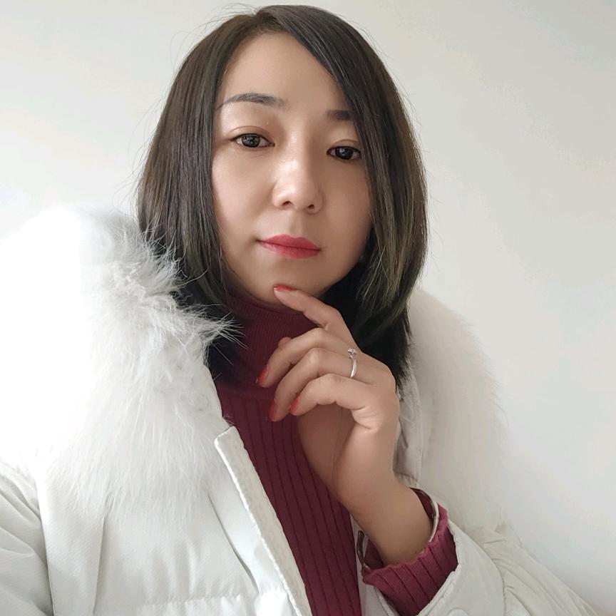 做自己的🌷(女👸王)