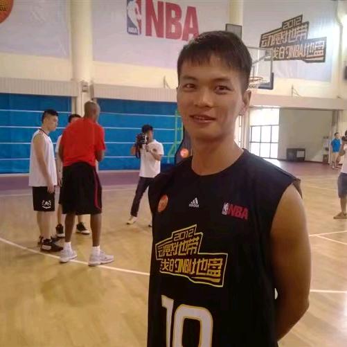 三大步上篮大书🏀