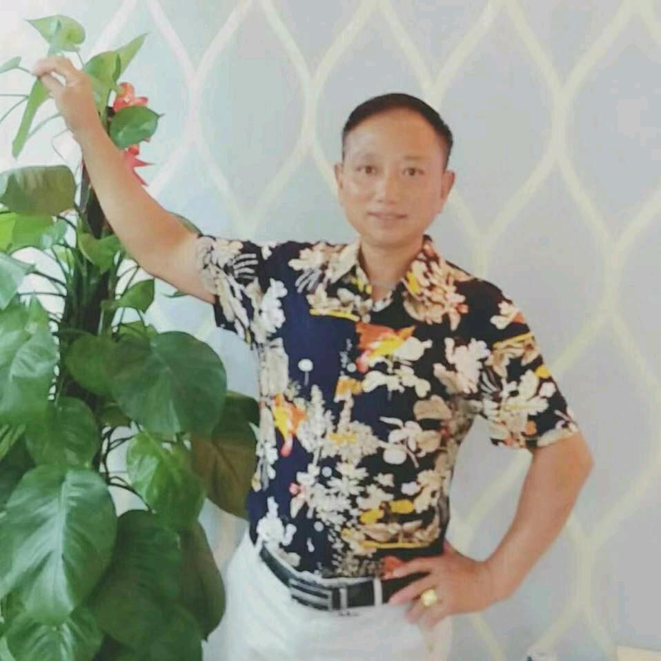 李国荣