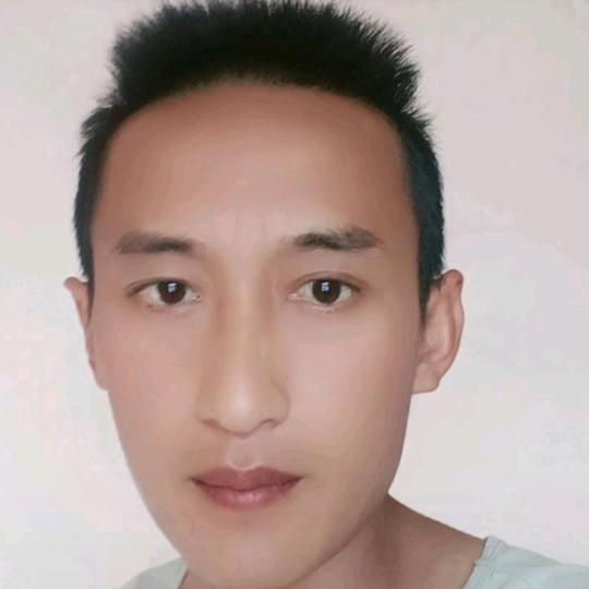 独孤小虎。