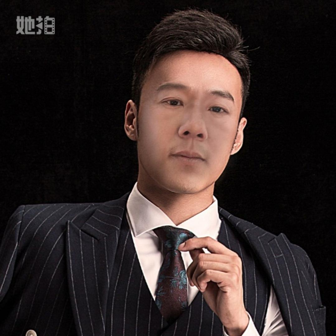 天路曙光。