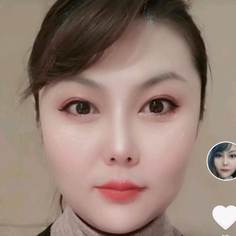 搬金砖的妞儿