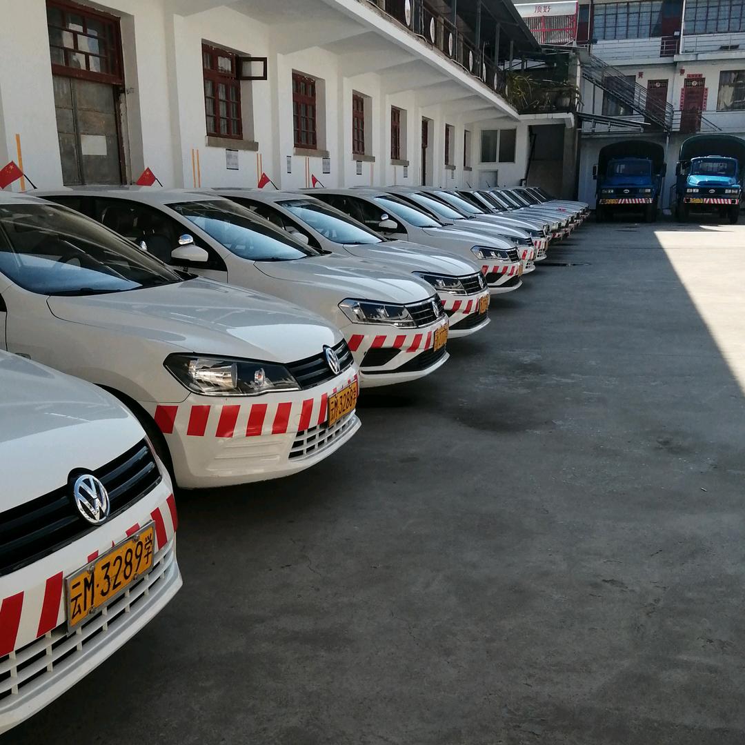 施甸成达驾校教练:赵剑民