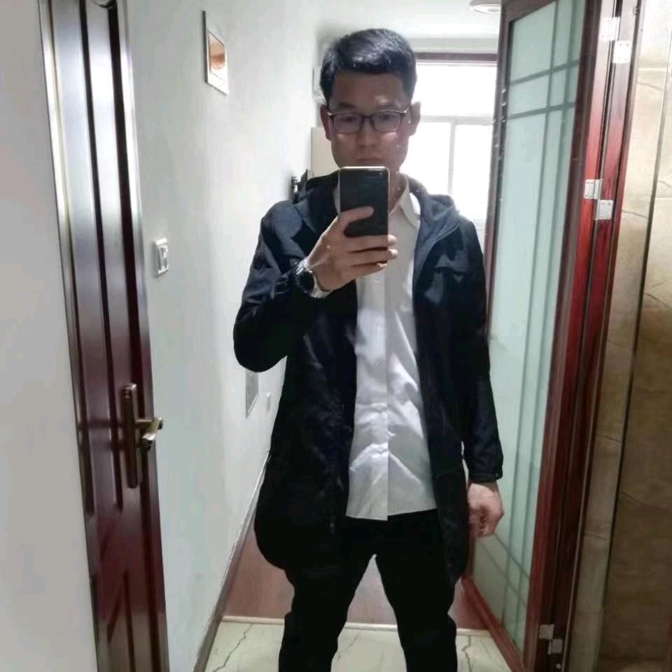 二两米饭敬生活