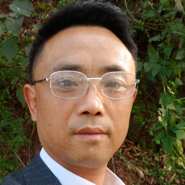 胡佑军果农