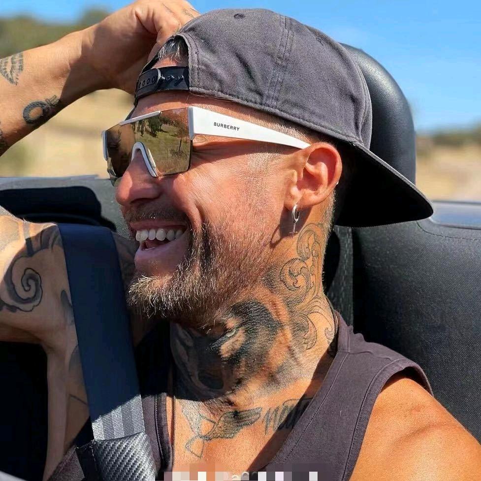 A～特特  ᠲᠡᠷᠭᠡᠯ