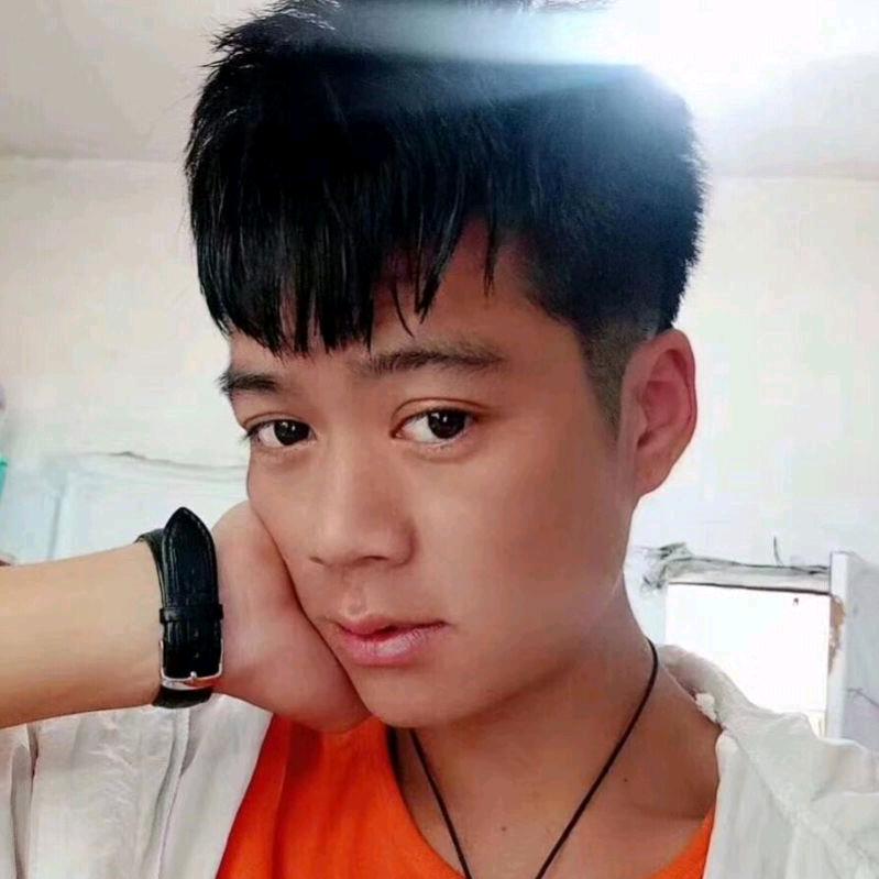 帅气小弟