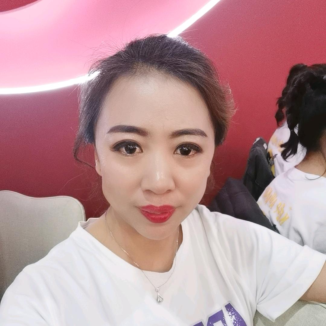 周大生客服阿香