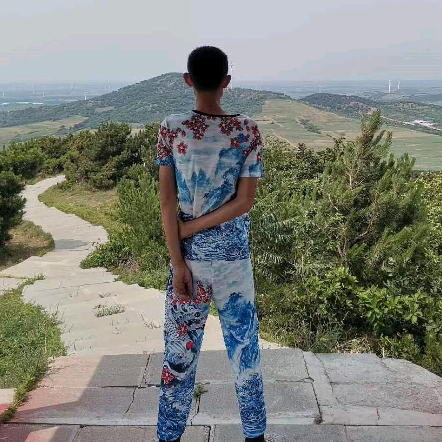 波棱盖卡秃噜皮了