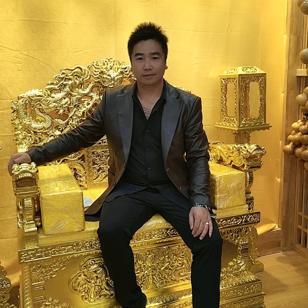 吕蕴哲，相随