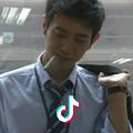 演绎荒唐可笑