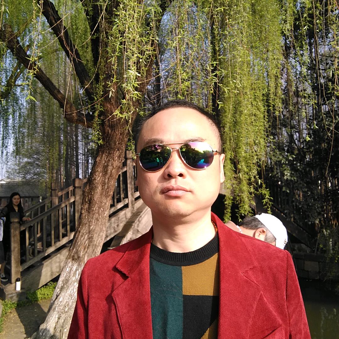 黄师傅修改订制服装